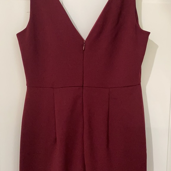 Burgundy evening gown - Picture 3 of 4